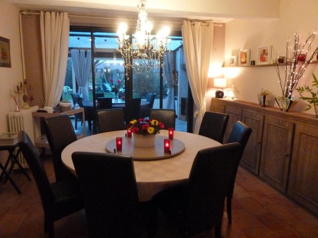 Chambre D'Hotes "Le Village" Villenouvelle Bagian luar foto