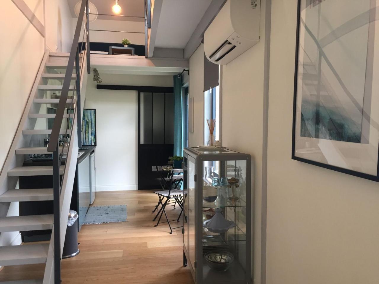 Chambre D'Hotes "Le Village" Villenouvelle Bagian luar foto