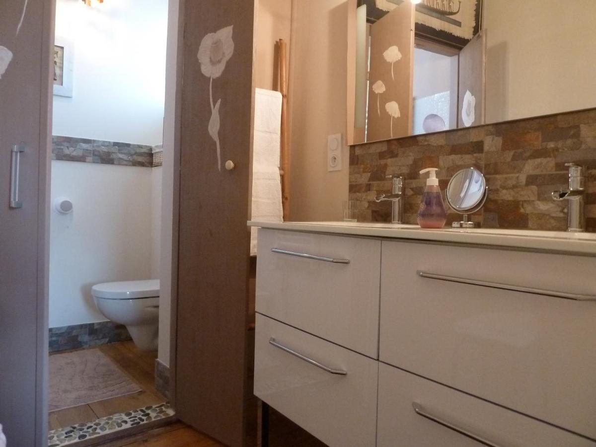Chambre D'Hotes "Le Village" Villenouvelle Bagian luar foto